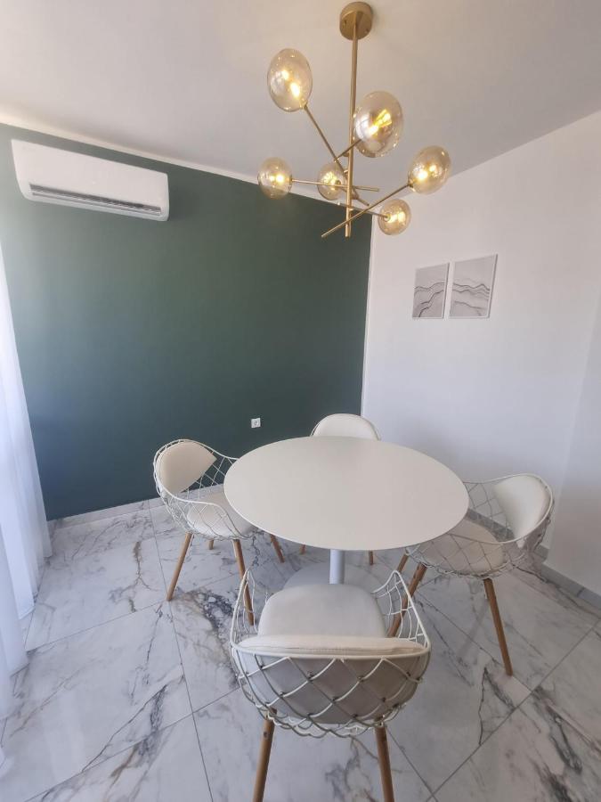 Apartment With View On City Marine Задар Екстериор снимка